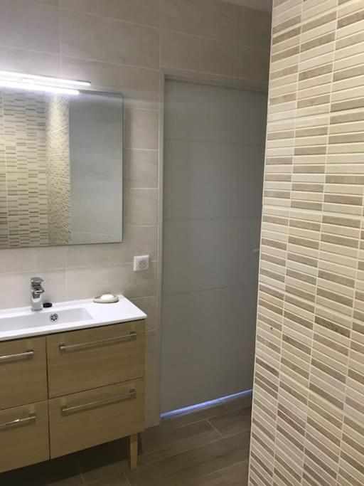 Cocon Aux Portes Des Cevennes Avec Piscine Apartment Moulès-et-Baucels
